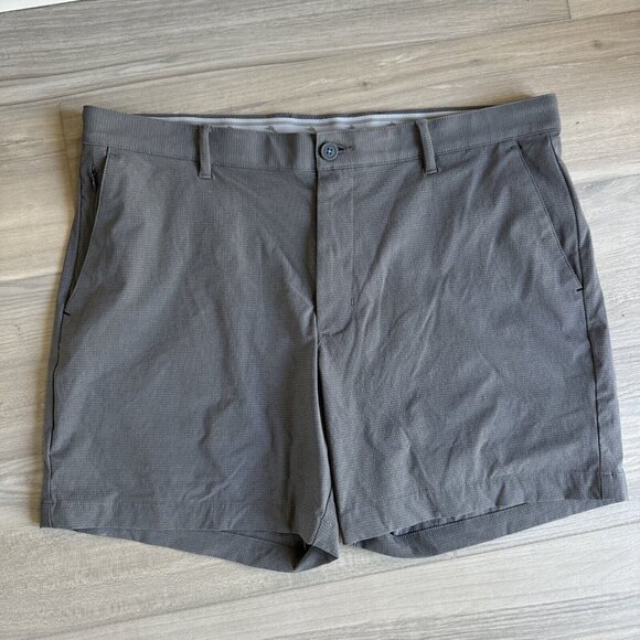 Tommy Bahama Mens 38 Gray Golf Performance Chino Shorts Textured Nylon Spandex - Picture 1 of 10